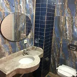 Golden Hill Downtown 5*