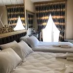 Golden Hill Downtown 5*