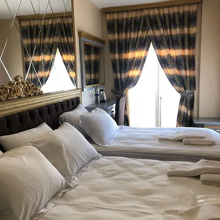 Golden Hill Downtown 5*