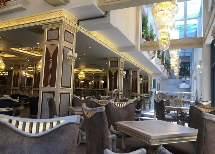 Golden Hıll Downtown