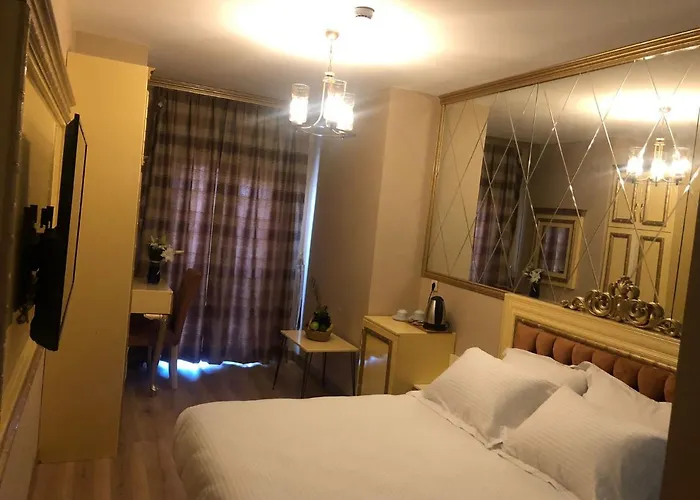 Golden Hıll Downtown