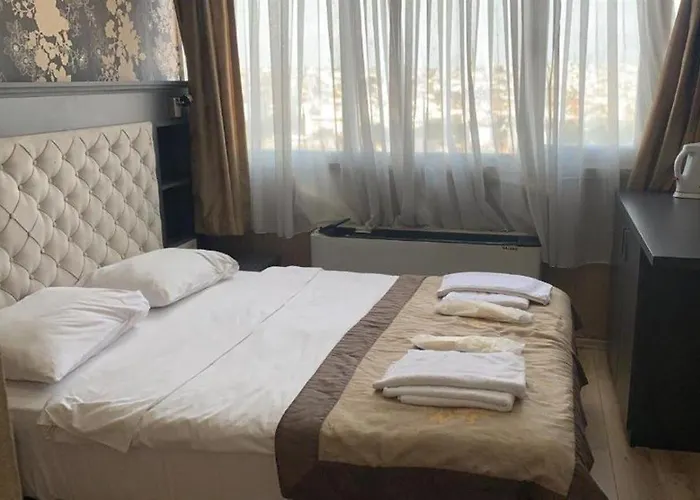 Otel Golden Hıll Downtown 5*