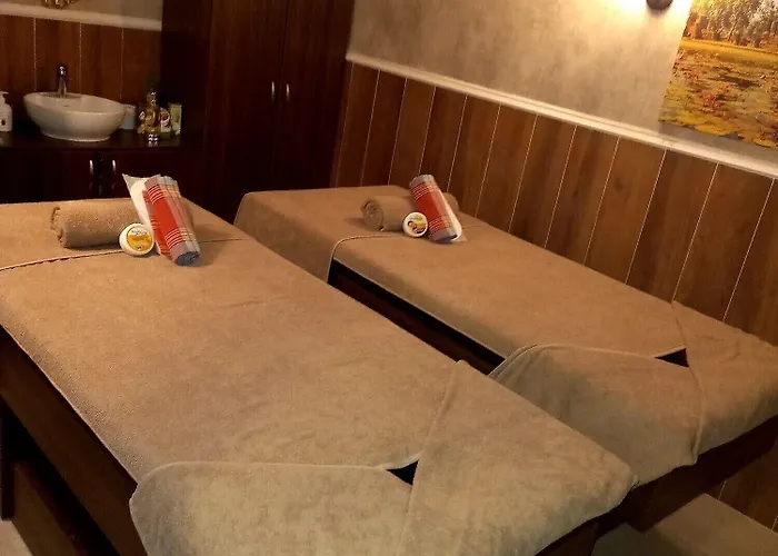 Golden Hıll Downtown Otel 5*