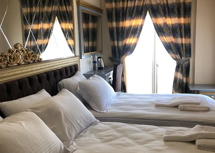 Golden Hıll Downtown 5*