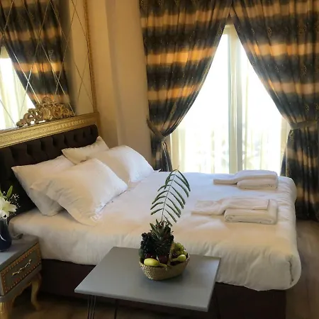 Golden Hill Downtown Hotel 5*